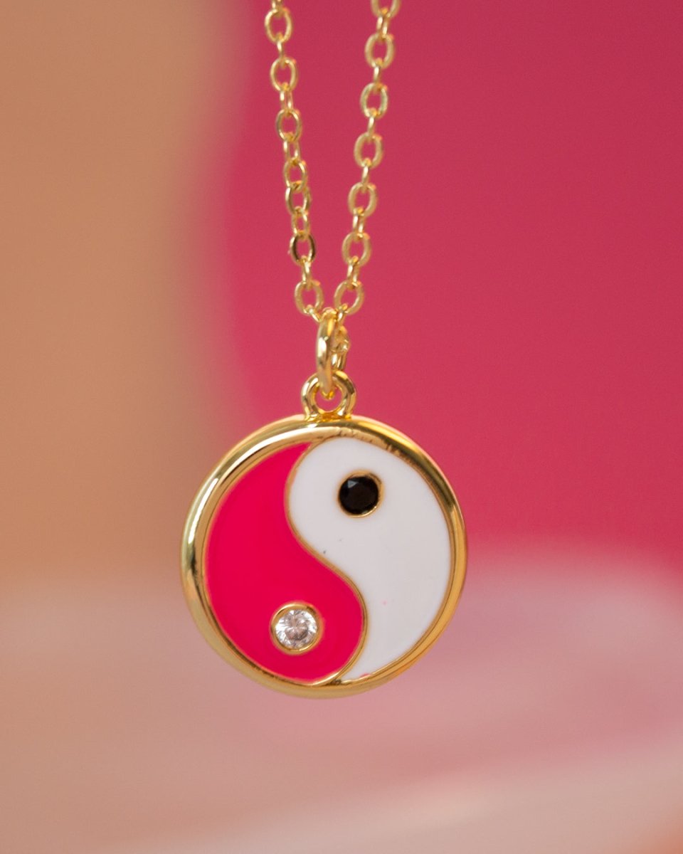 Collar sales yin yang