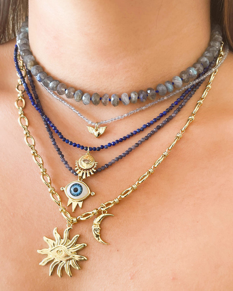 Collares con dijes