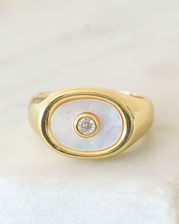 Anillo Sello Zirconia Madre Perla