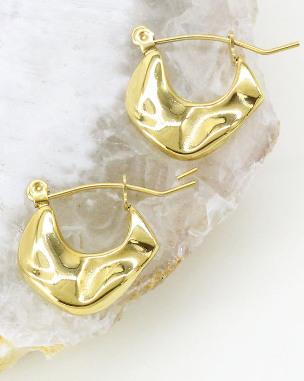 Aretes con textura martillada