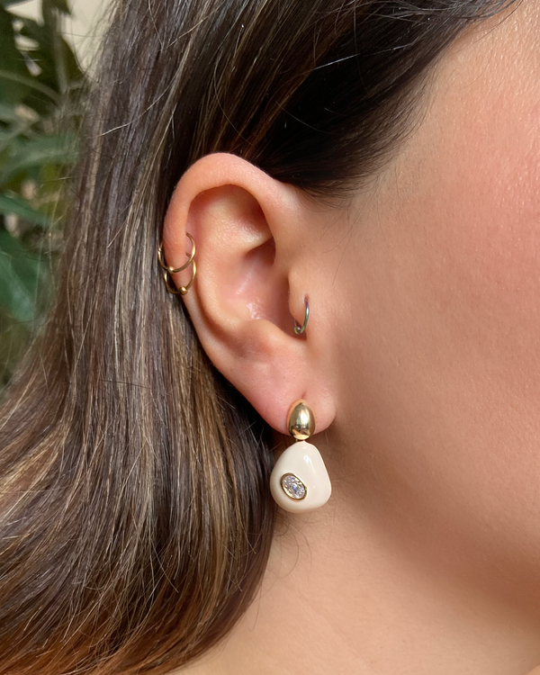 Aretes Esmalte Gota dorados