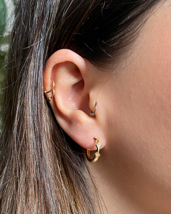 Arracada Triple Zirconia