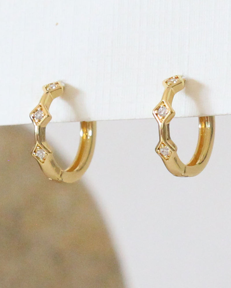 Arracada Triple Zirconia