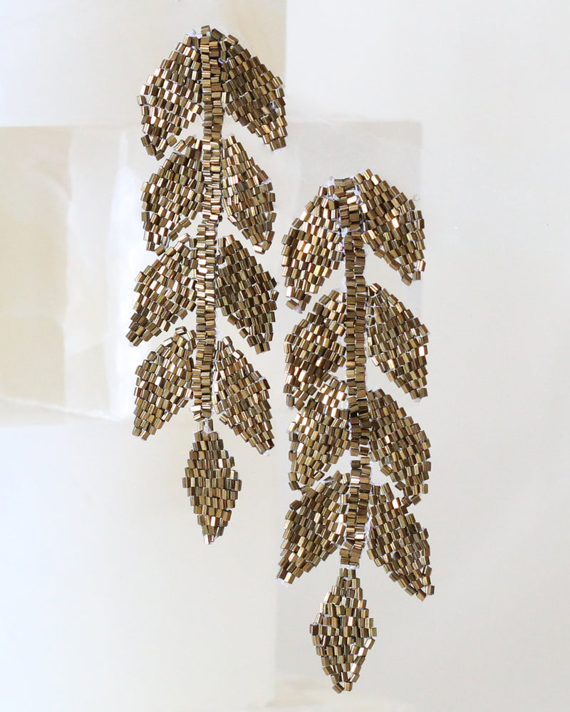 Arete Bronze Pluma Chakira