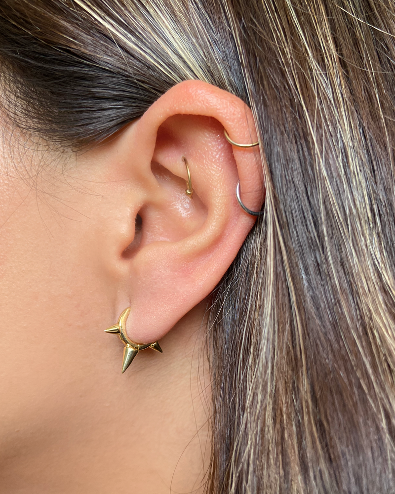 arracada Triple spike