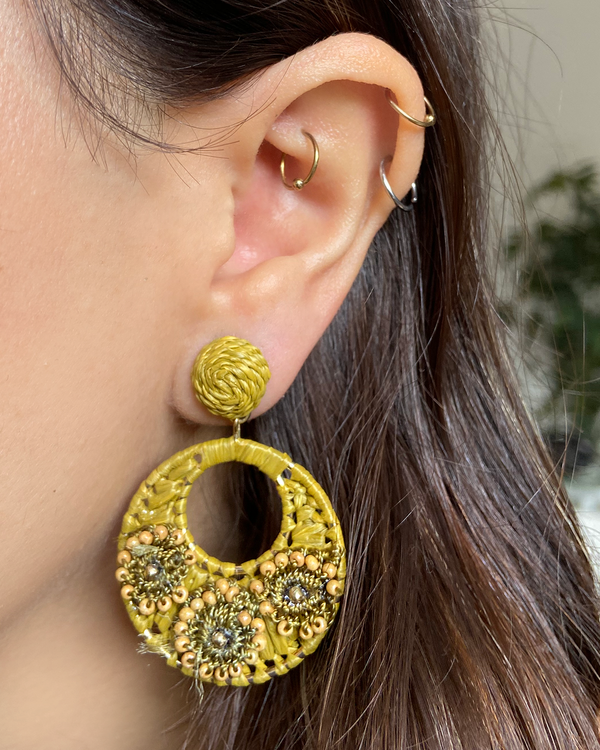 Aretes Circulo Flores verde