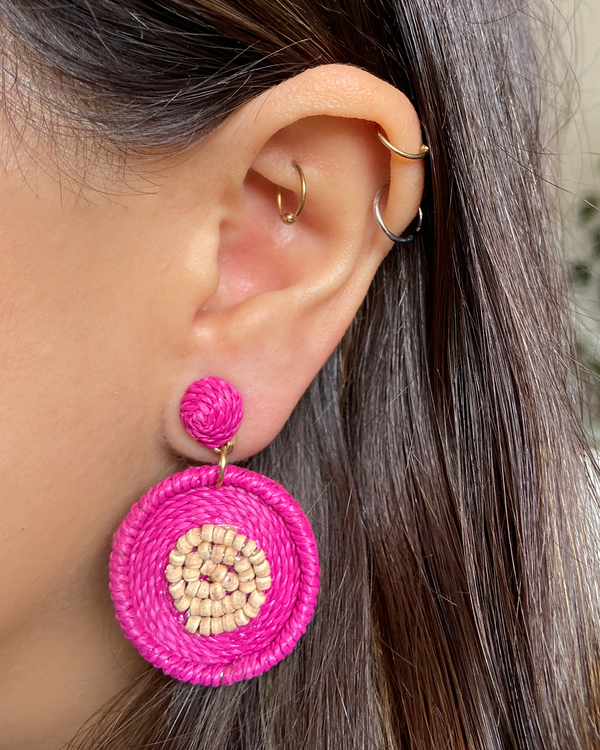 Aretes fucsia redondo espiral