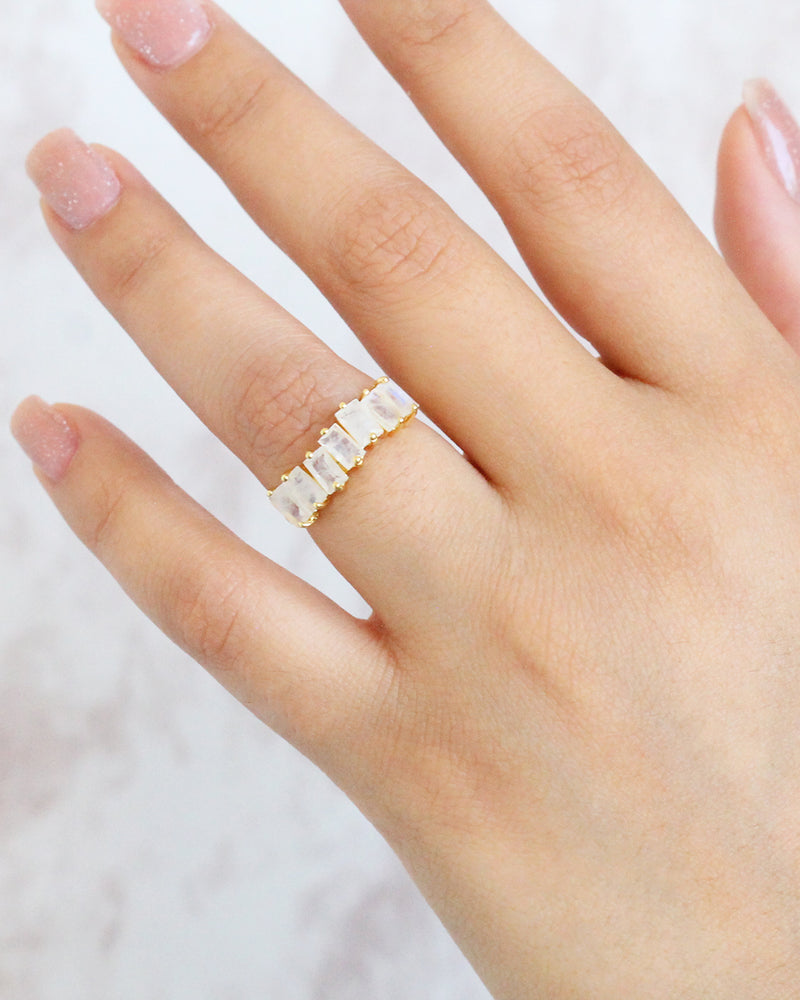 Anillo Piedra Lunar