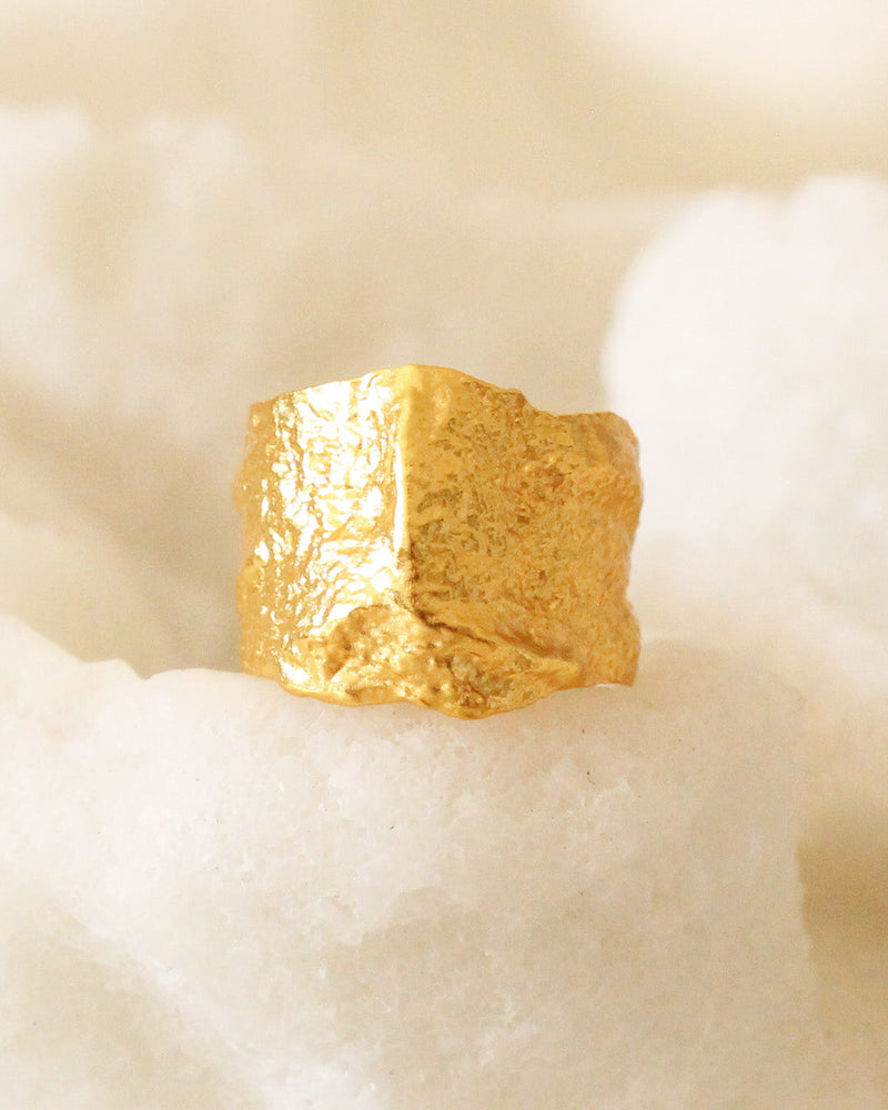 Anillo Textura Amplia