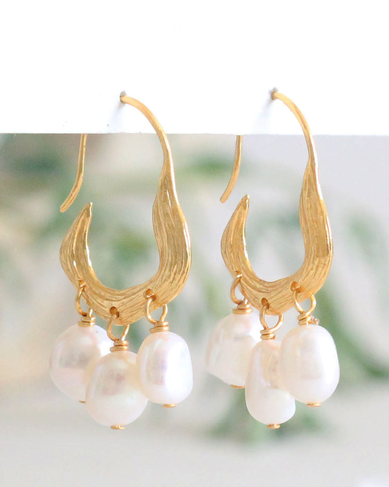 Aretes Gancho Triple Perla