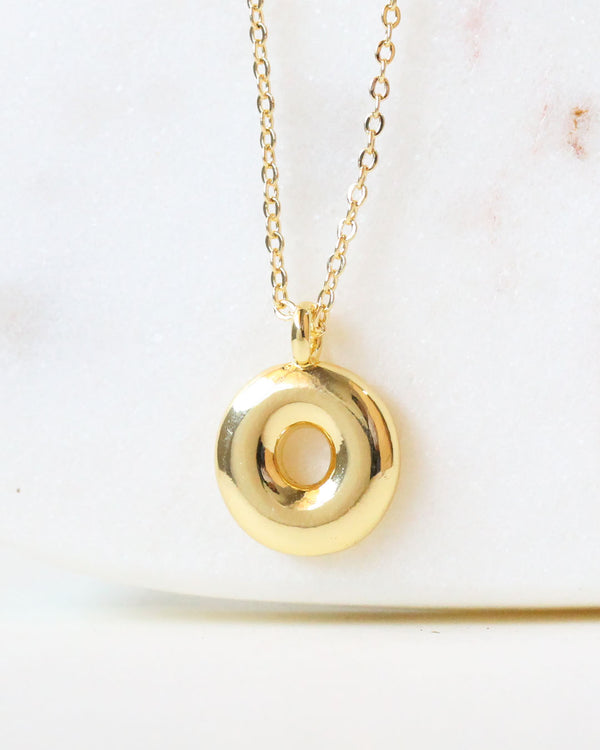 Collar inicial O