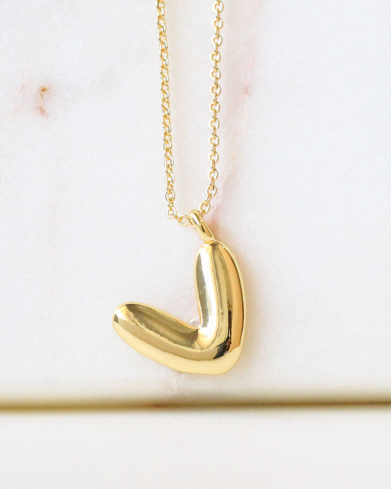 Collar inicial V