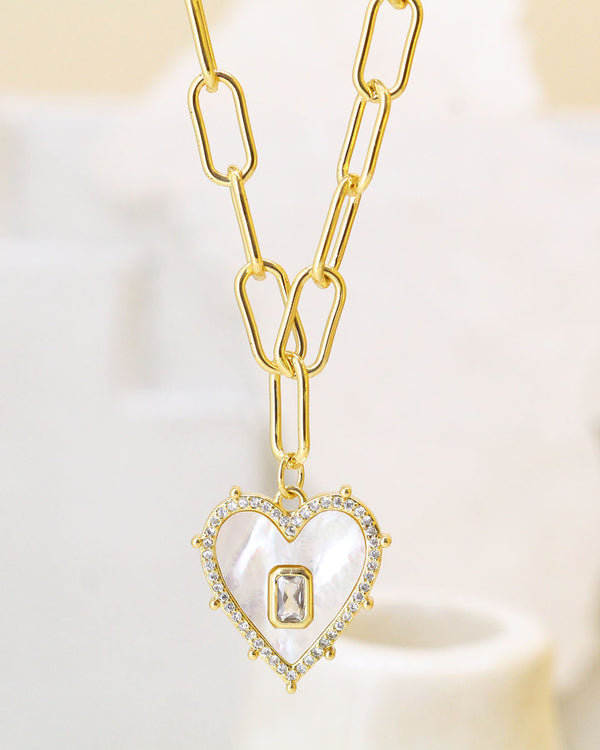 Cadena con dije de corazón