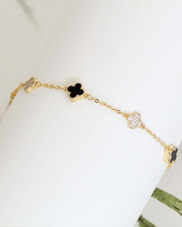 Pulsera Trebol Negro y Zirconias