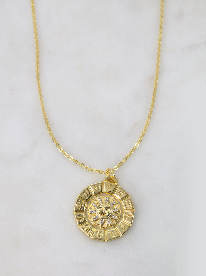 Collar Medalla Signos Sol