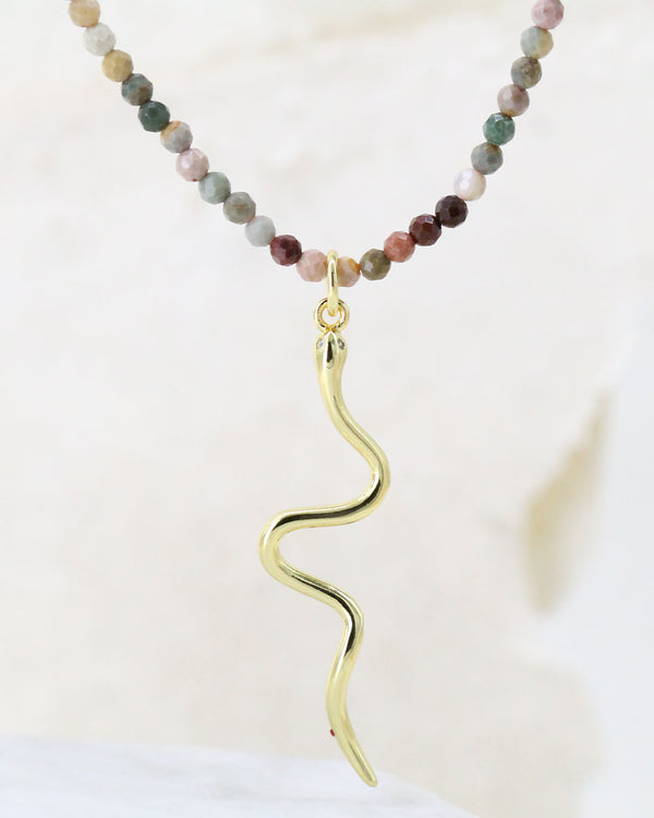 Collar serpiente piedras