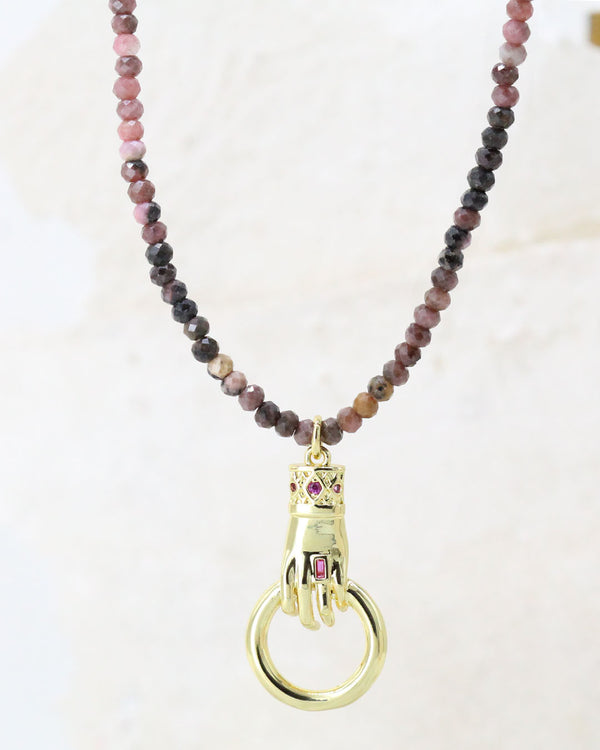 Collar Mano Piedra degradada