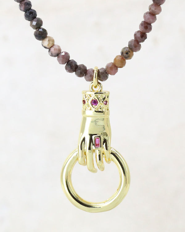 Collar Mano Piedra degradada