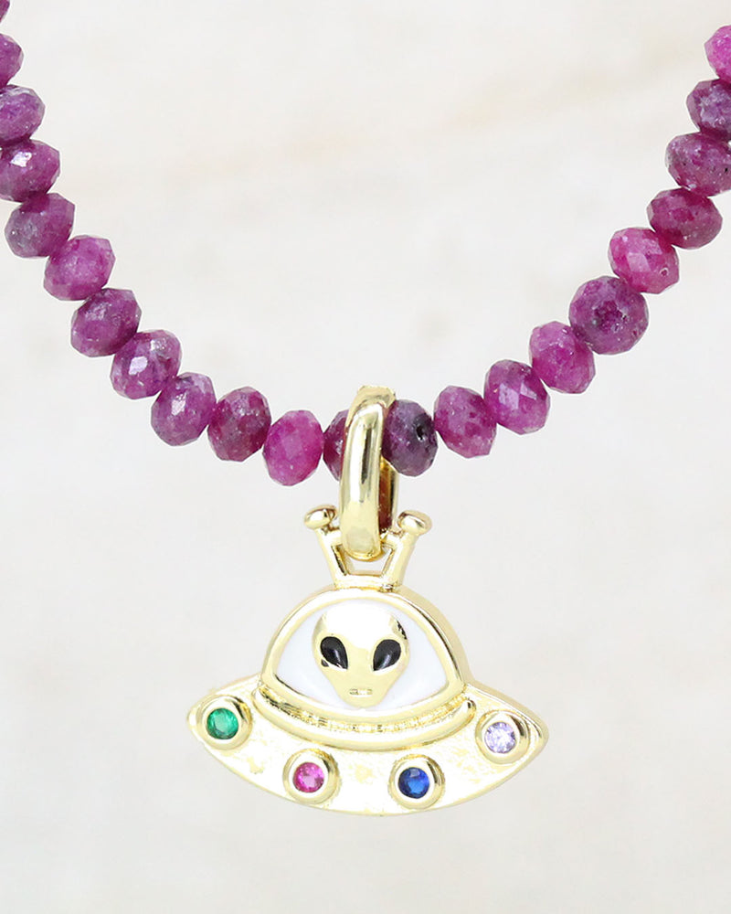 Collar rubi ovni