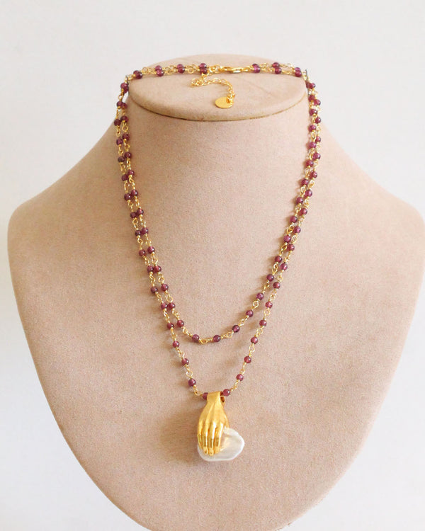 Collar Granate Mano Perla