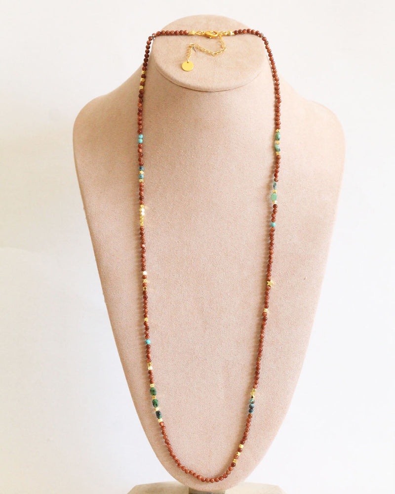 Collar Granate Versátil