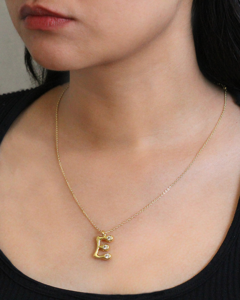 Collar inicial circonia globo E