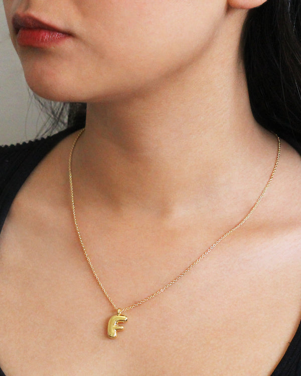 Collar inicial F