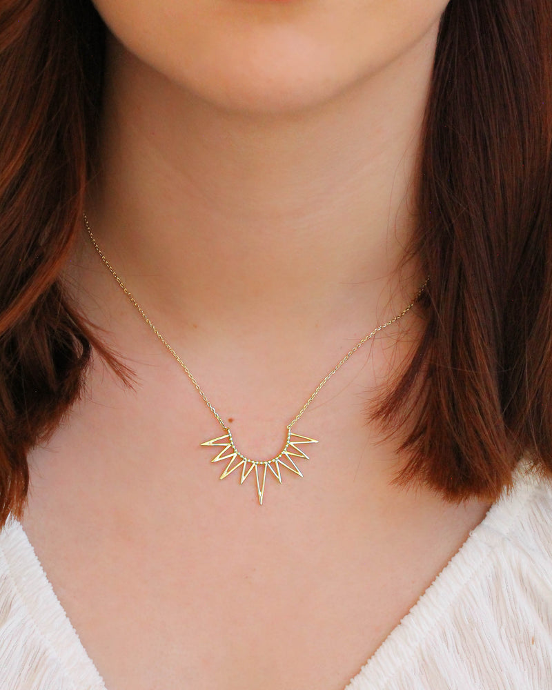 Collar Medio Sol
