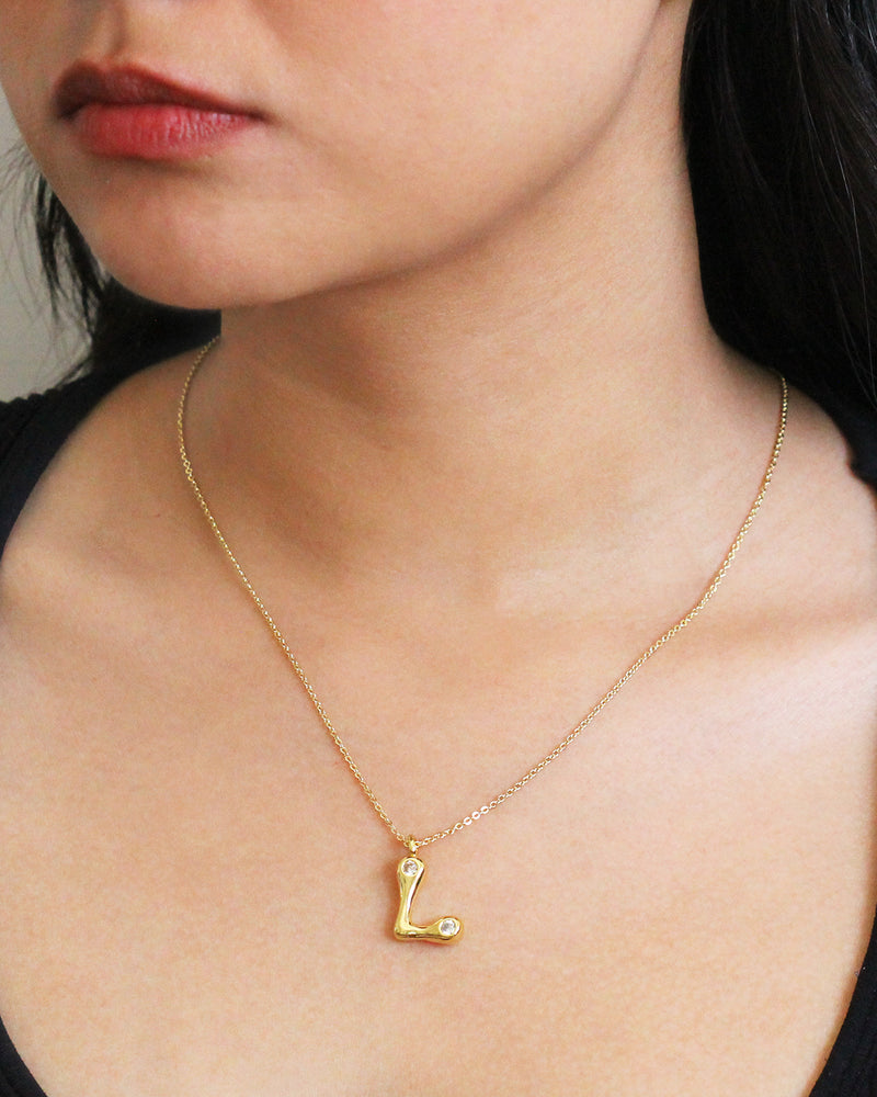 Collar inicial circonia globo L