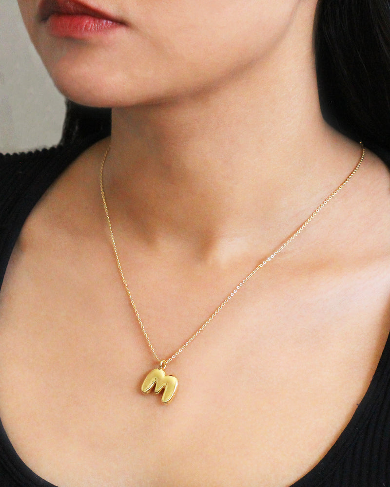 Collar inicial M