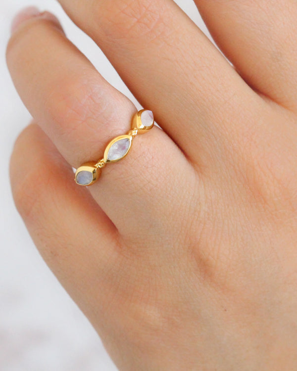 Anillo Triple Piedra Lunar
