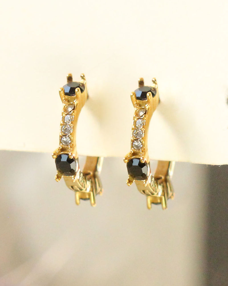 Mini arracada Zirconia Negra 1.5cm