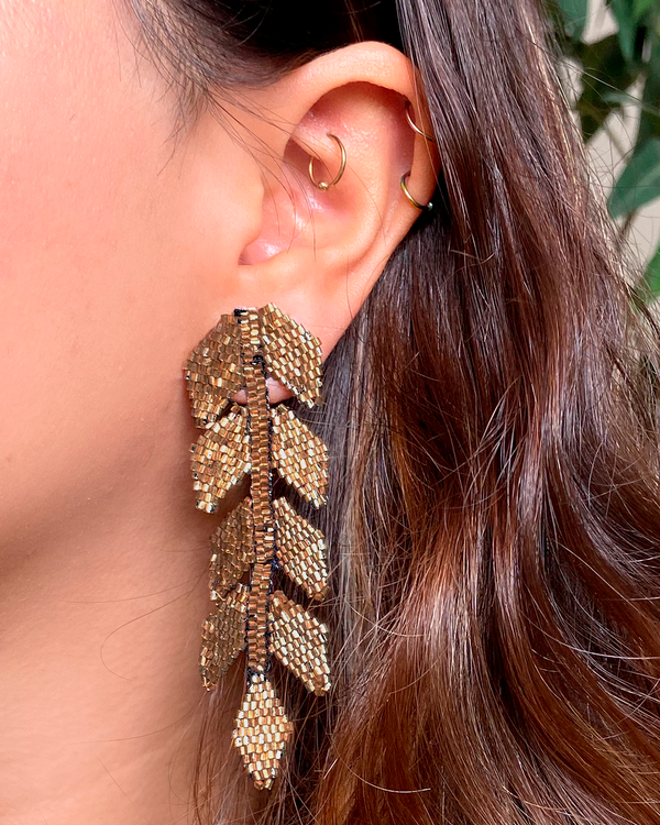 Arete Bronze Pluma Chakira