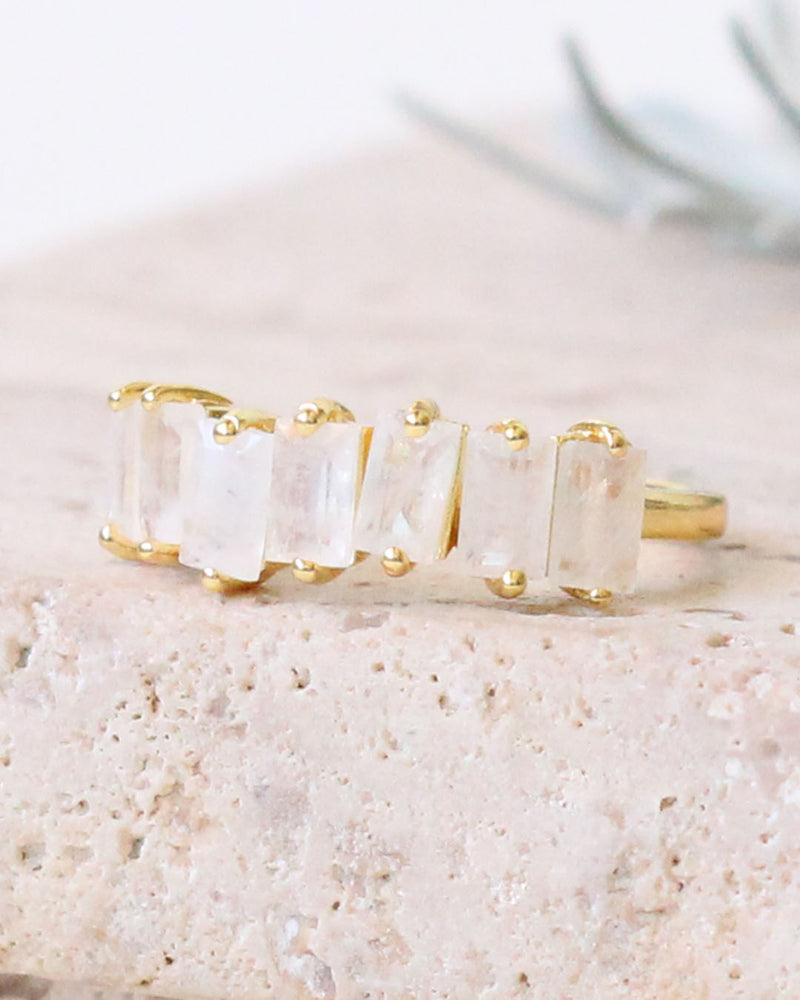 Anillo Piedra Lunar