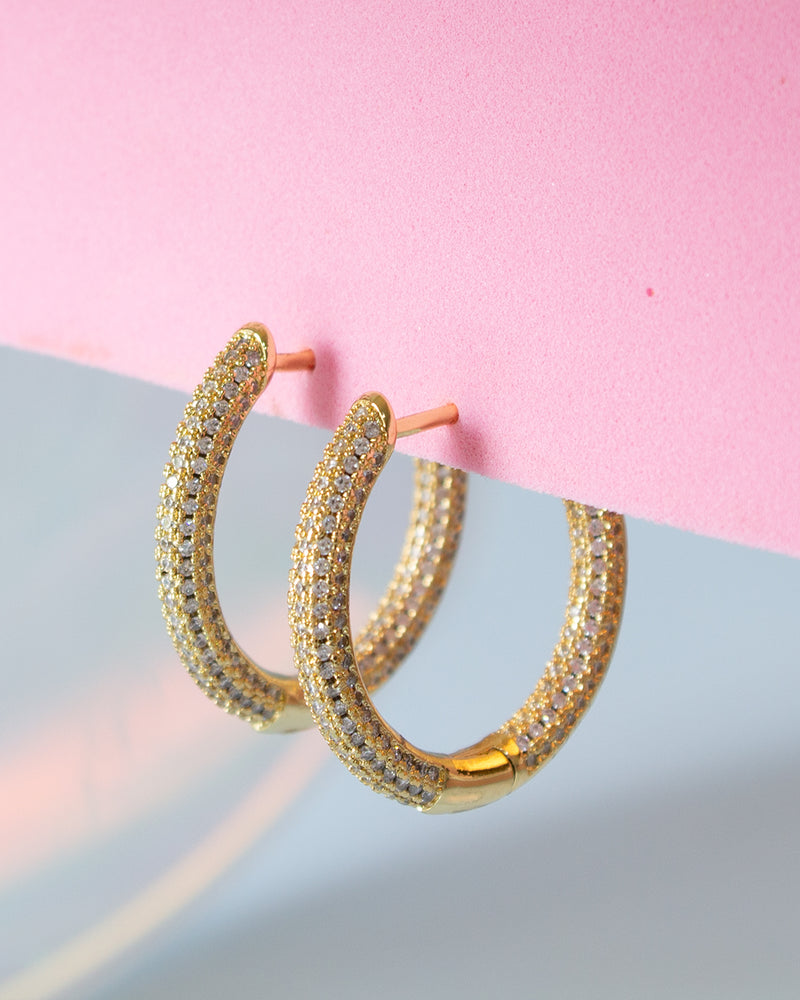 Arracadas doradas con zirconias