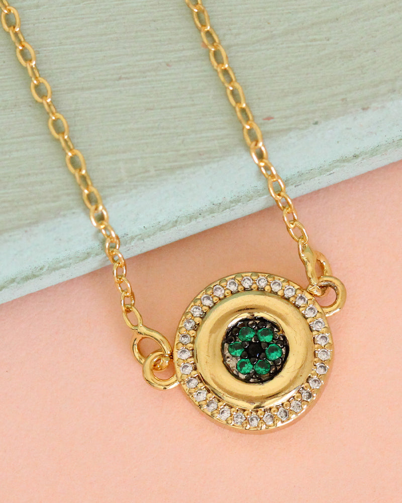 Collar Verde Medalla Ojo
